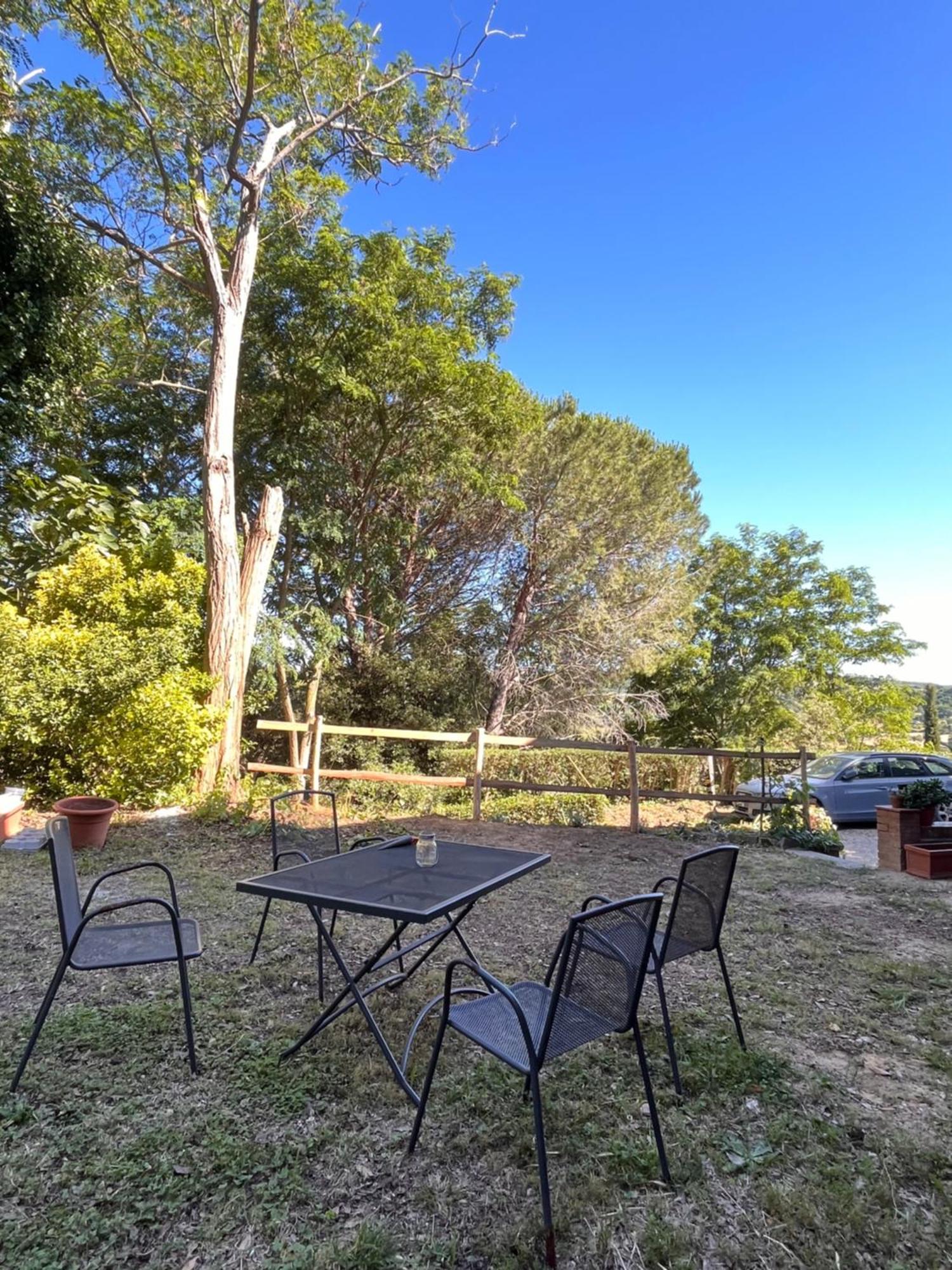 Podere Orzale Agri Hospitality Usigliano Bagian luar foto
